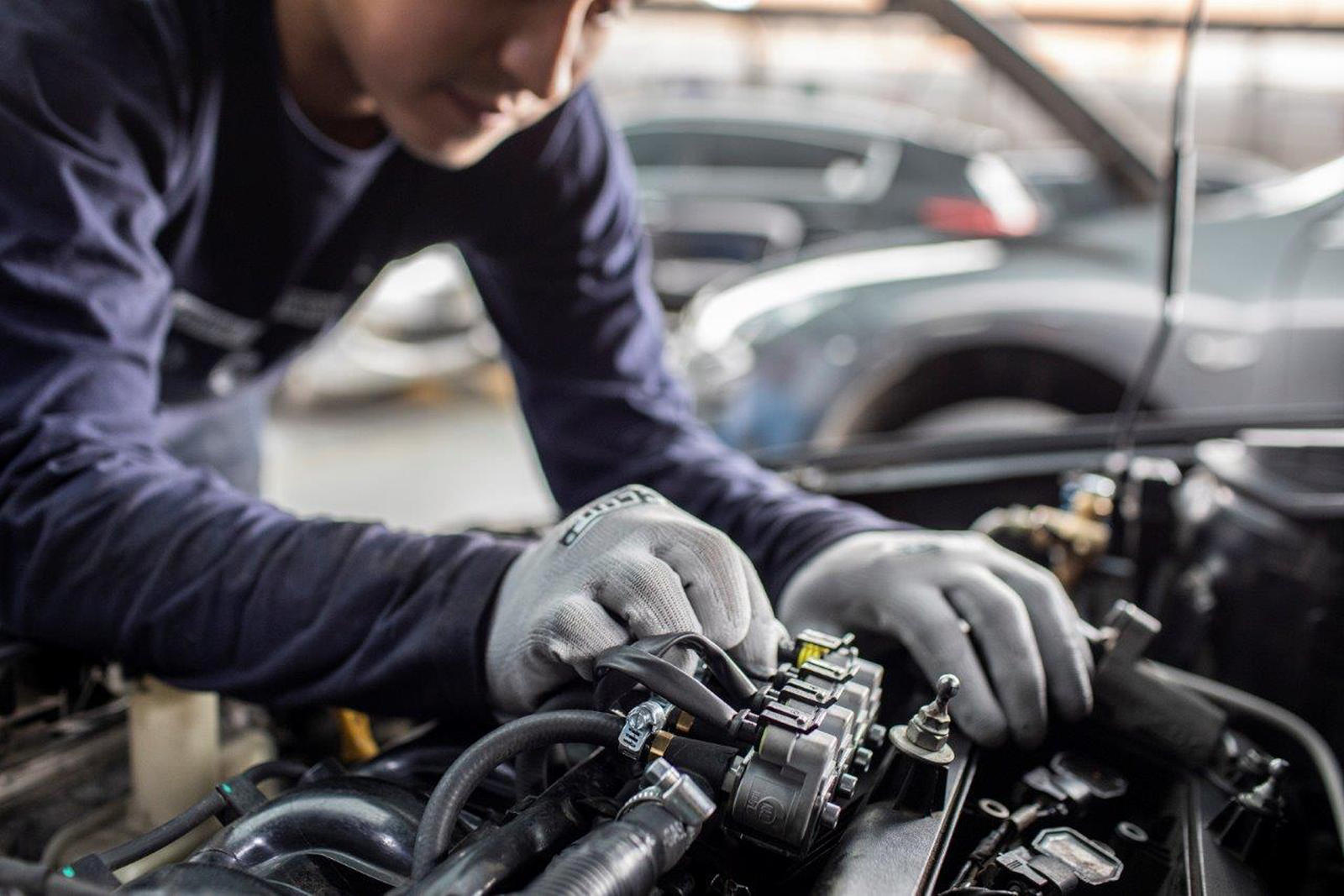¿Cuánto se ahorra al convertir un carro a gas natural vehicular en Bogotá?